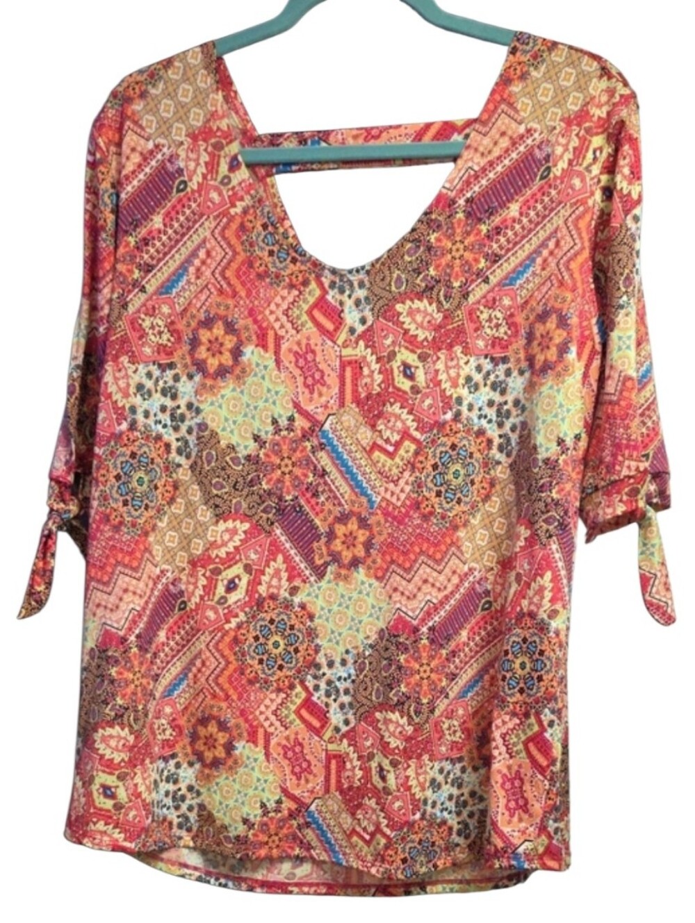Women’s Multicolor Printed V-Neck Top